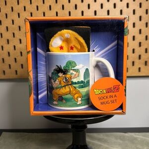 COPY - Dragonball Z sock in a mug set